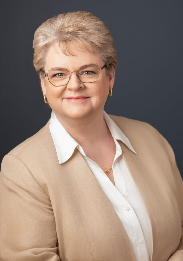 a-strong-cpa-april-frankum-2025-2 astrong-cpa-headshots-kim